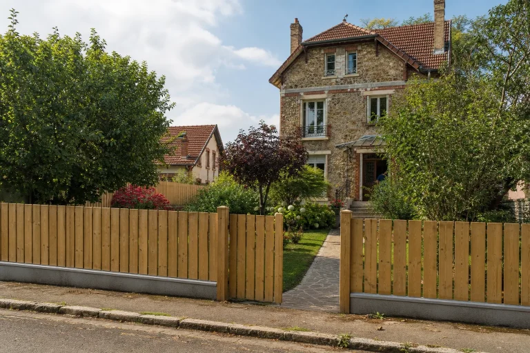 Pose de clôture en Île-de-France